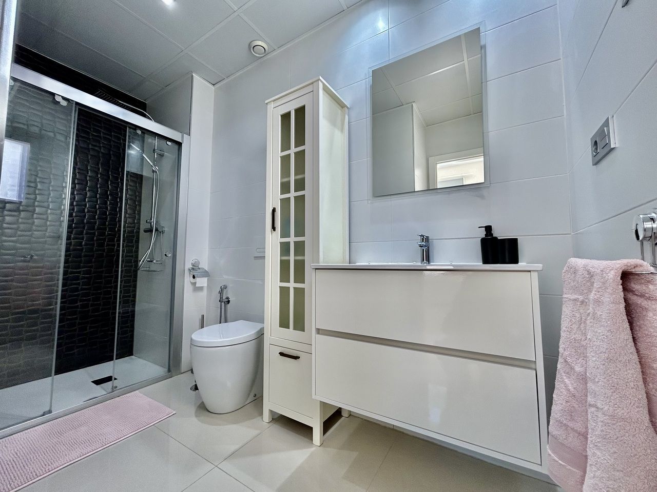 3-Bedroom Villa in Villamartin, Orihuela Costa - Image 12