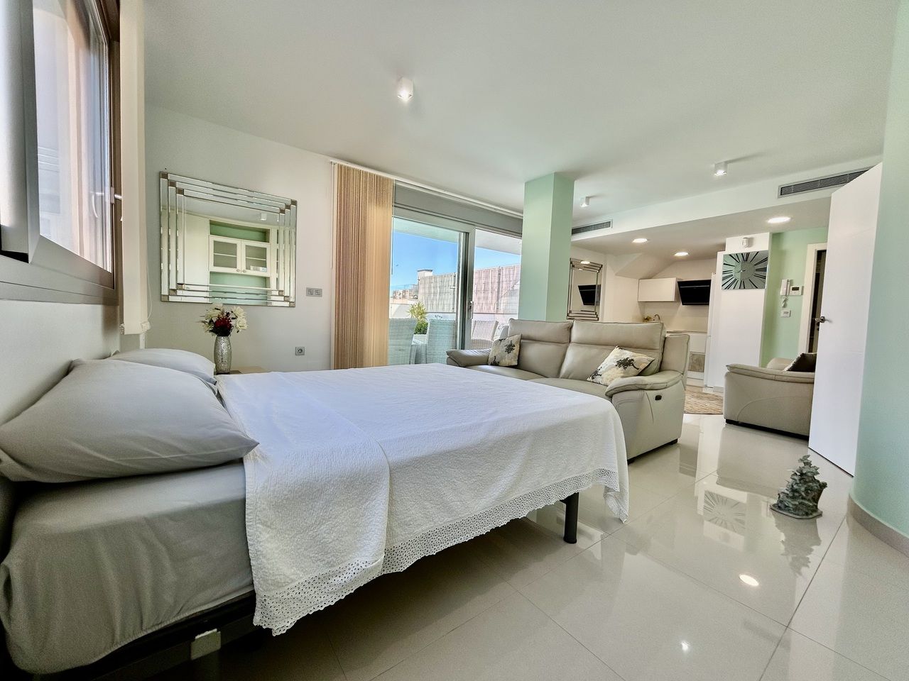 3-Bedroom Villa in Villamartin, Orihuela Costa - Image 18