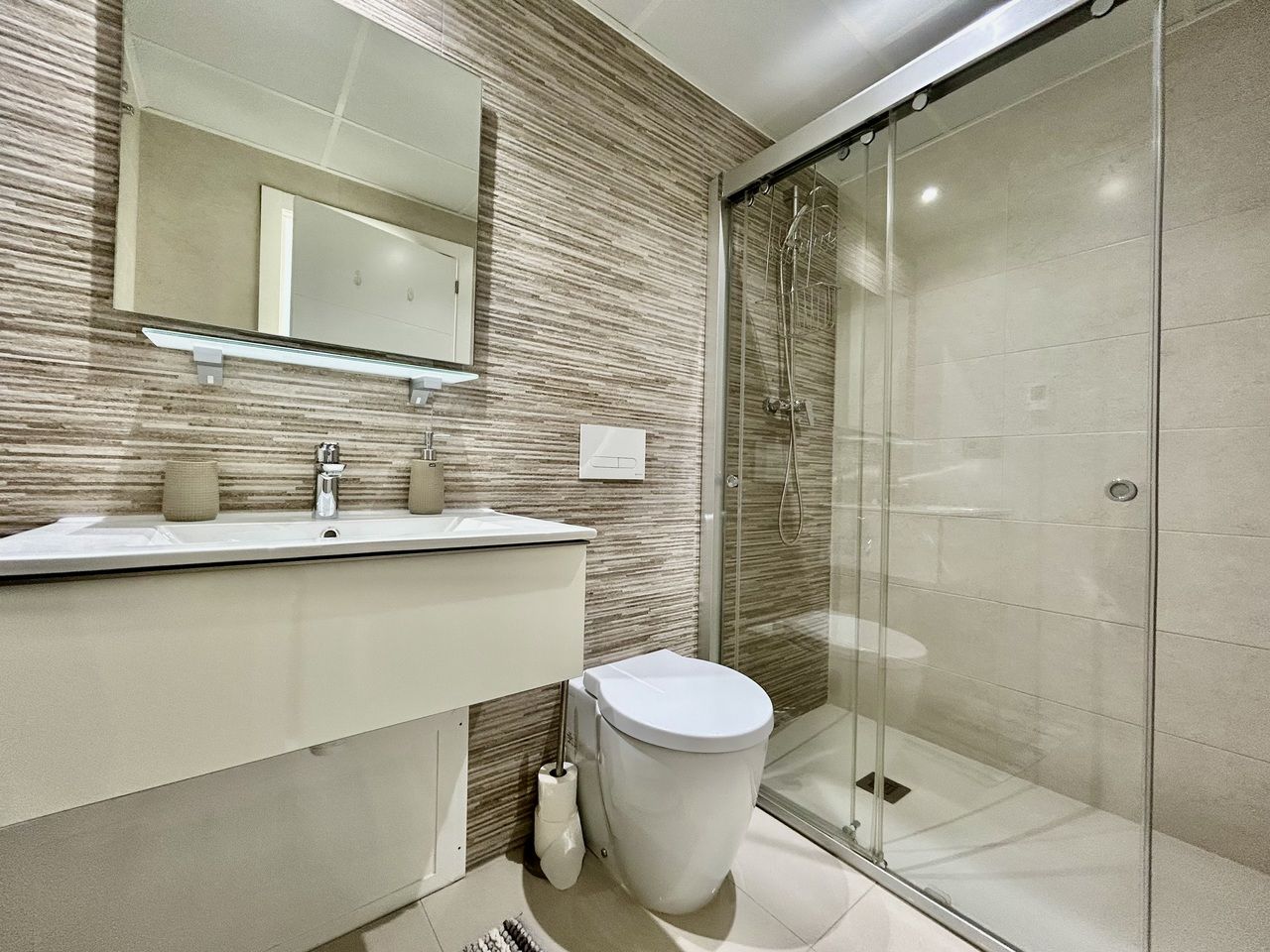 3-Bedroom Villa in Villamartin, Orihuela Costa - Image 20