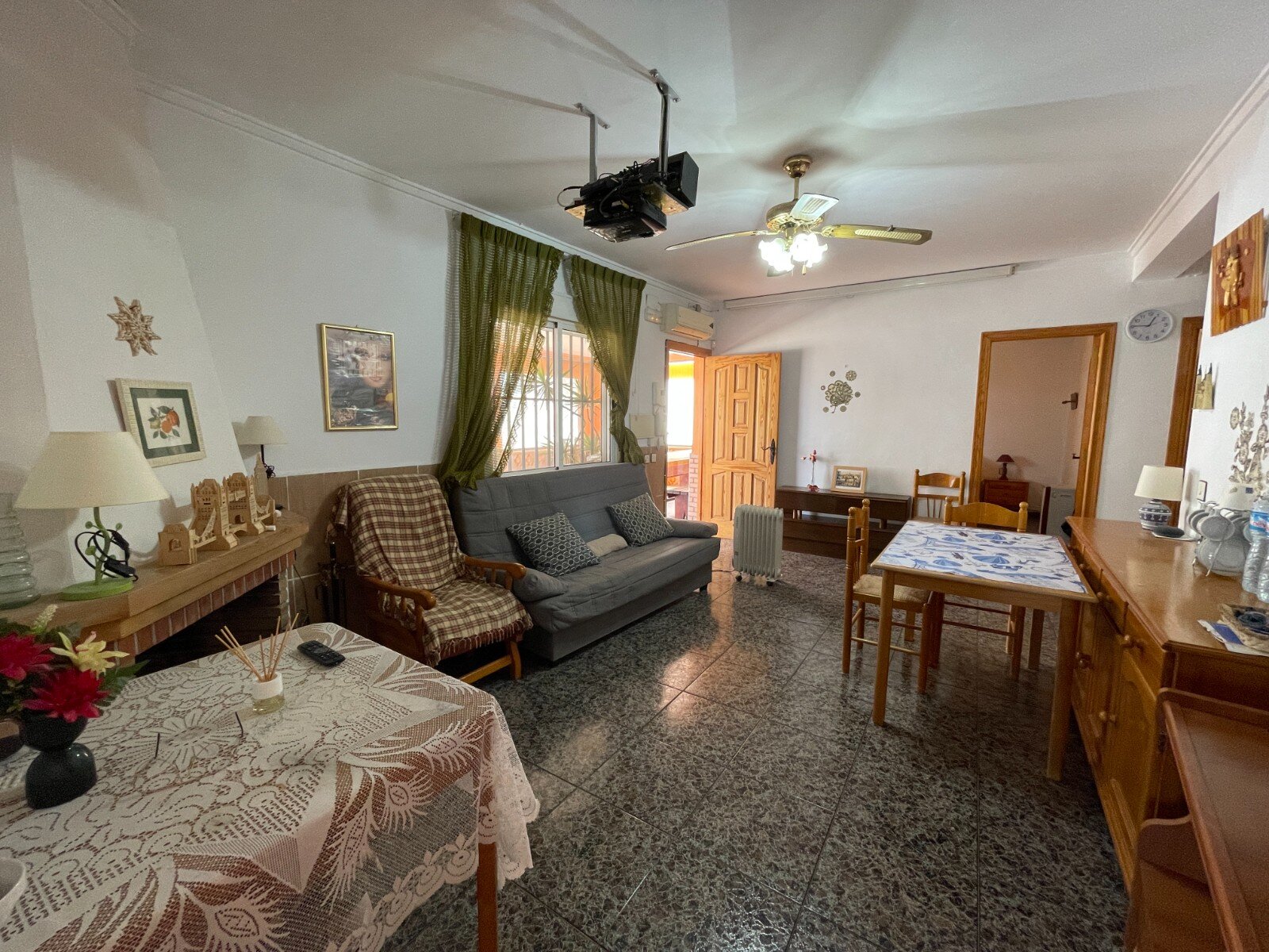 3-Bedroom Villa in Rojales - Image 12