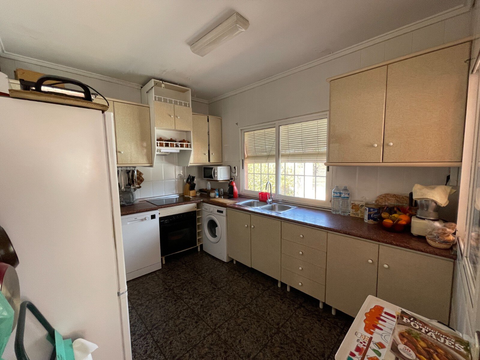 3-Bedroom Villa in Rojales - Image 44