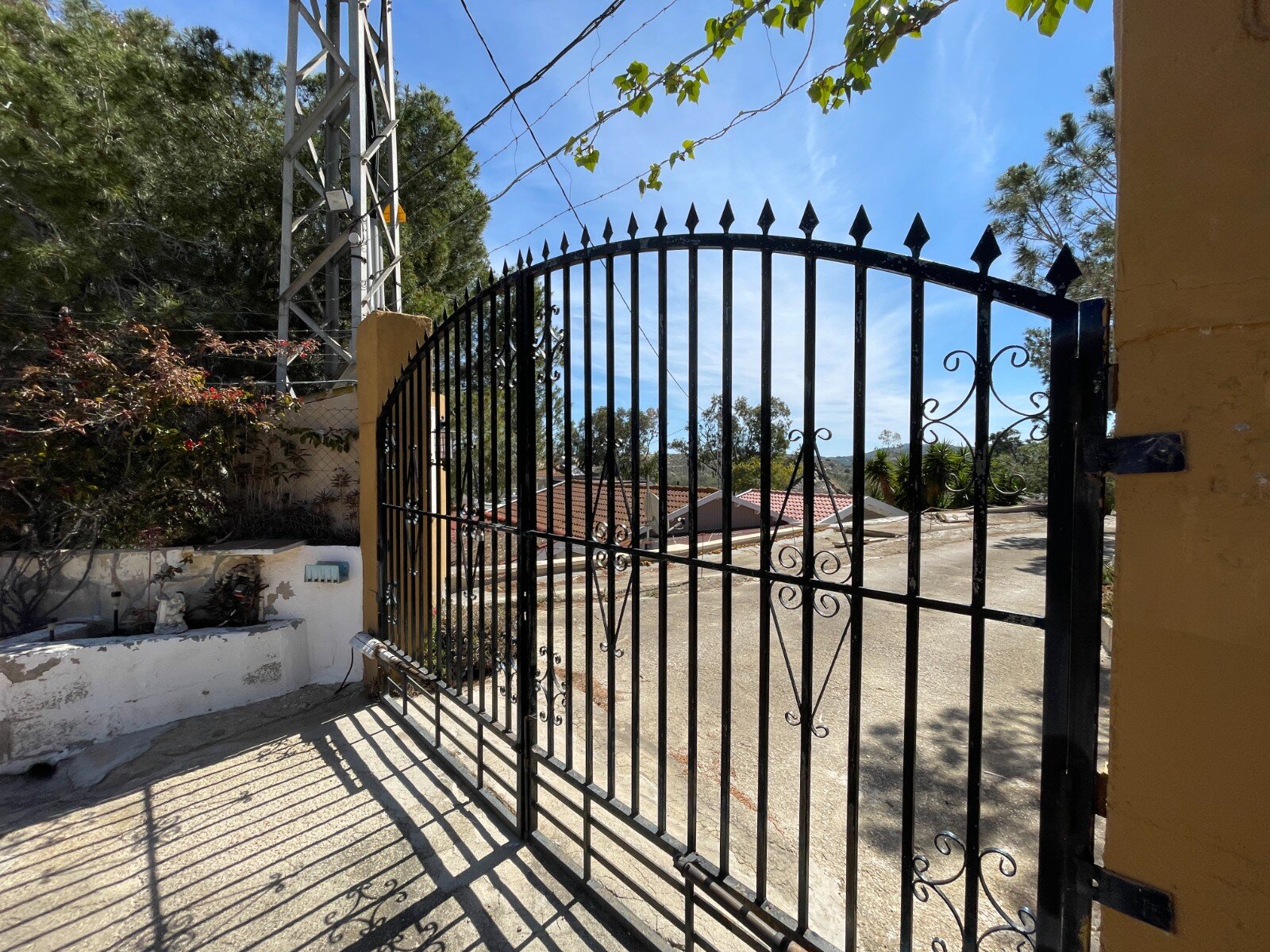 3-Bedroom Villa in Rojales - Image 9