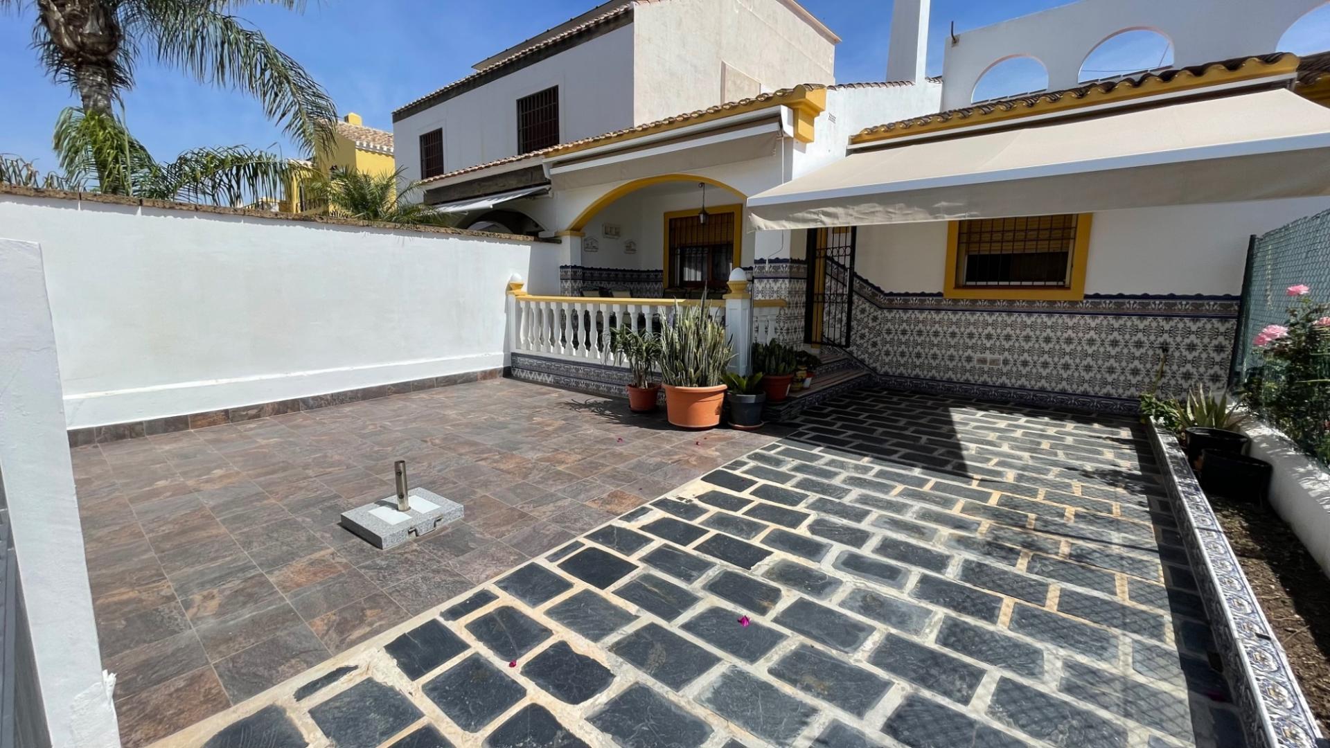 3-Bedroom House in Zona Pueblo, Pilar de la Horadada - Image 2