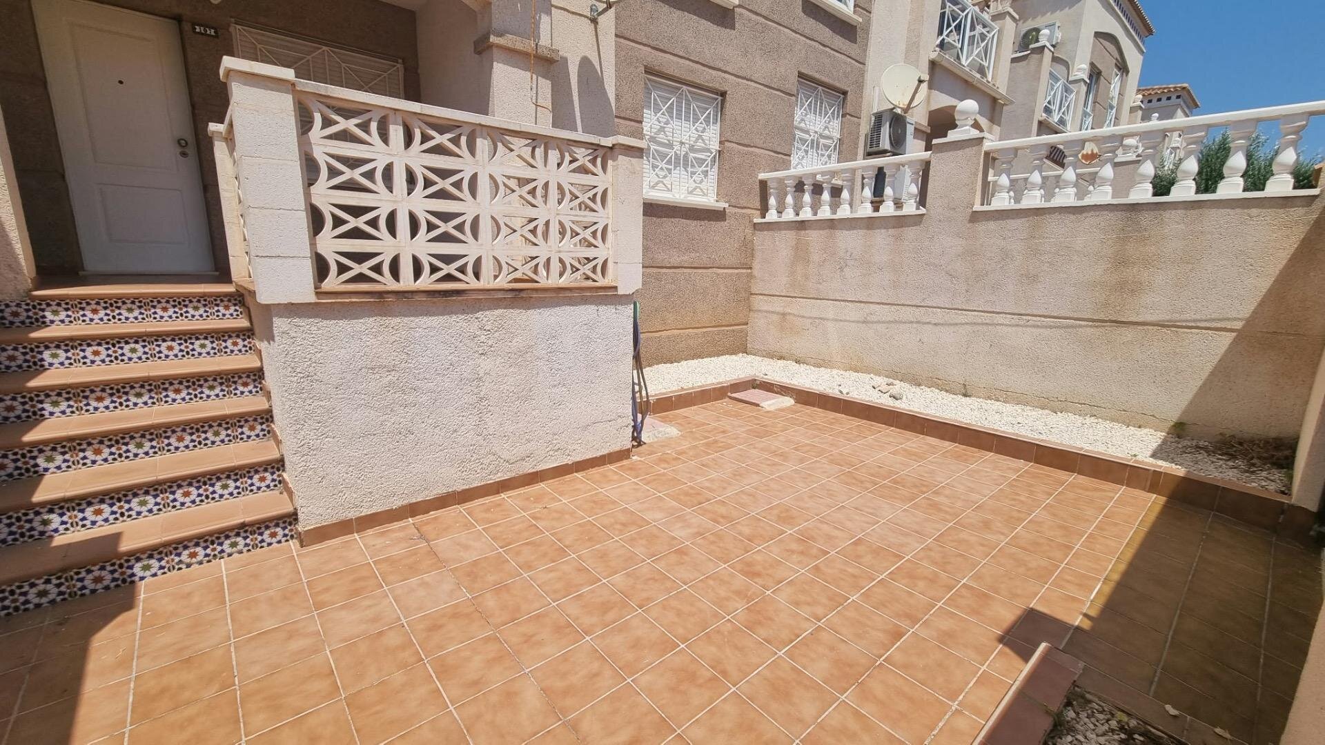 2-Bedroom Bungalow in Torreblanca, Torrevieja - Image 1
