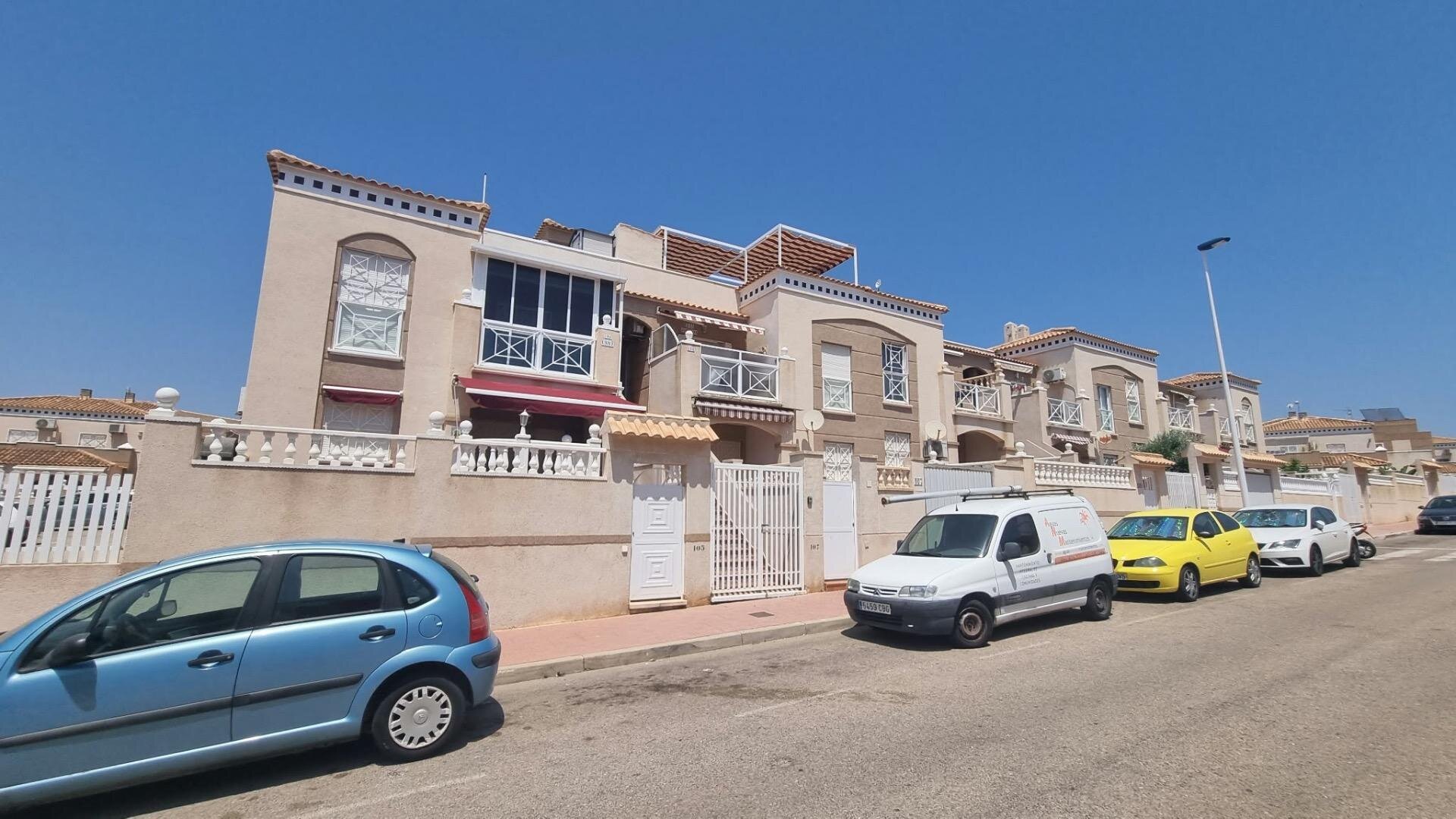 2-Bedroom Bungalow in Torreblanca, Torrevieja - Image 6
