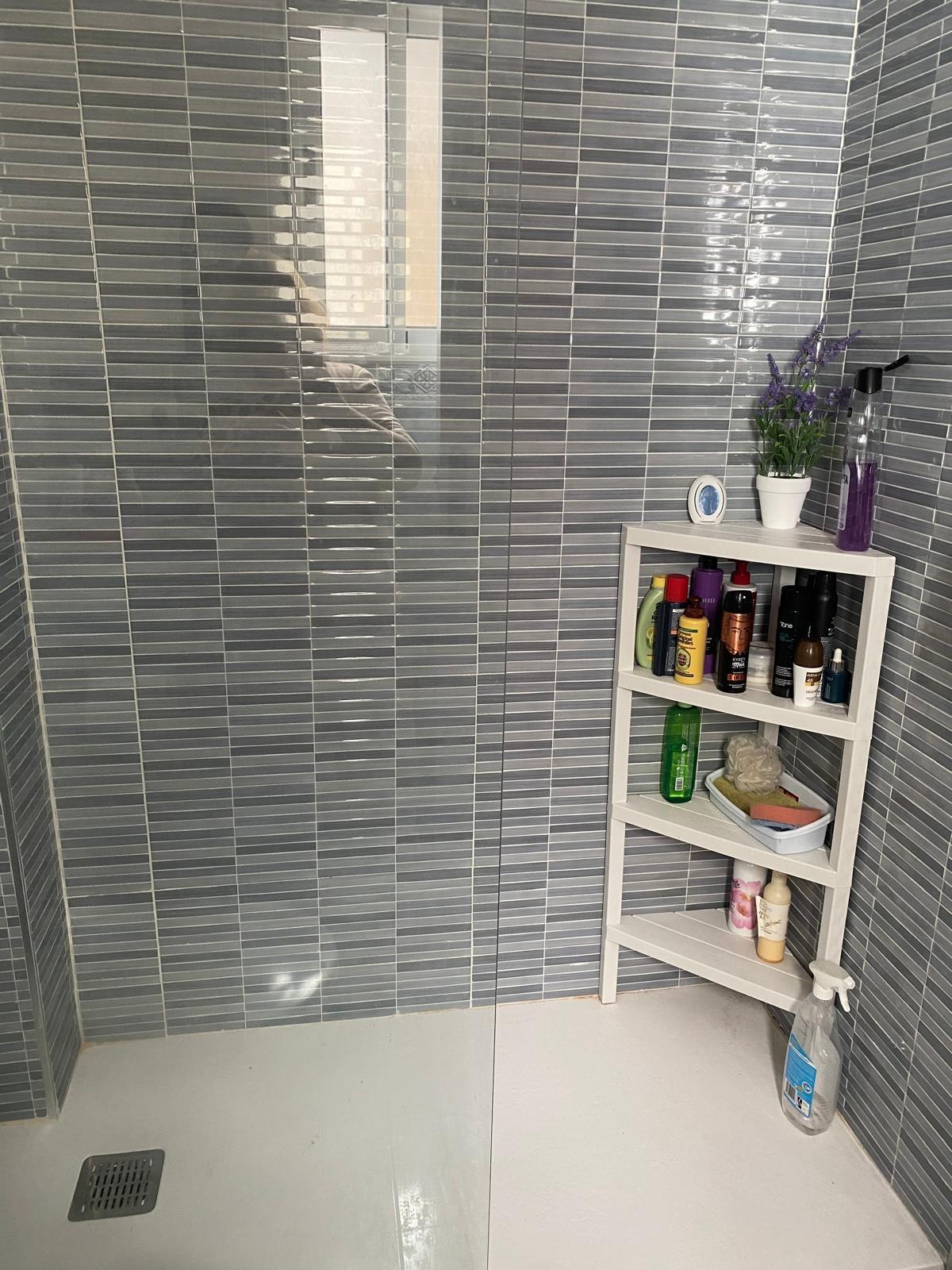 3-Bedroom Penthouse in Estacion de Autobuses, Torrevieja - Image 18