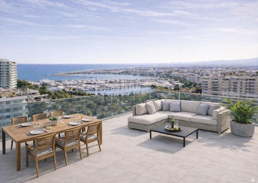 3-Bedroom Penthouse Apartment in Torrevieja - Image 25