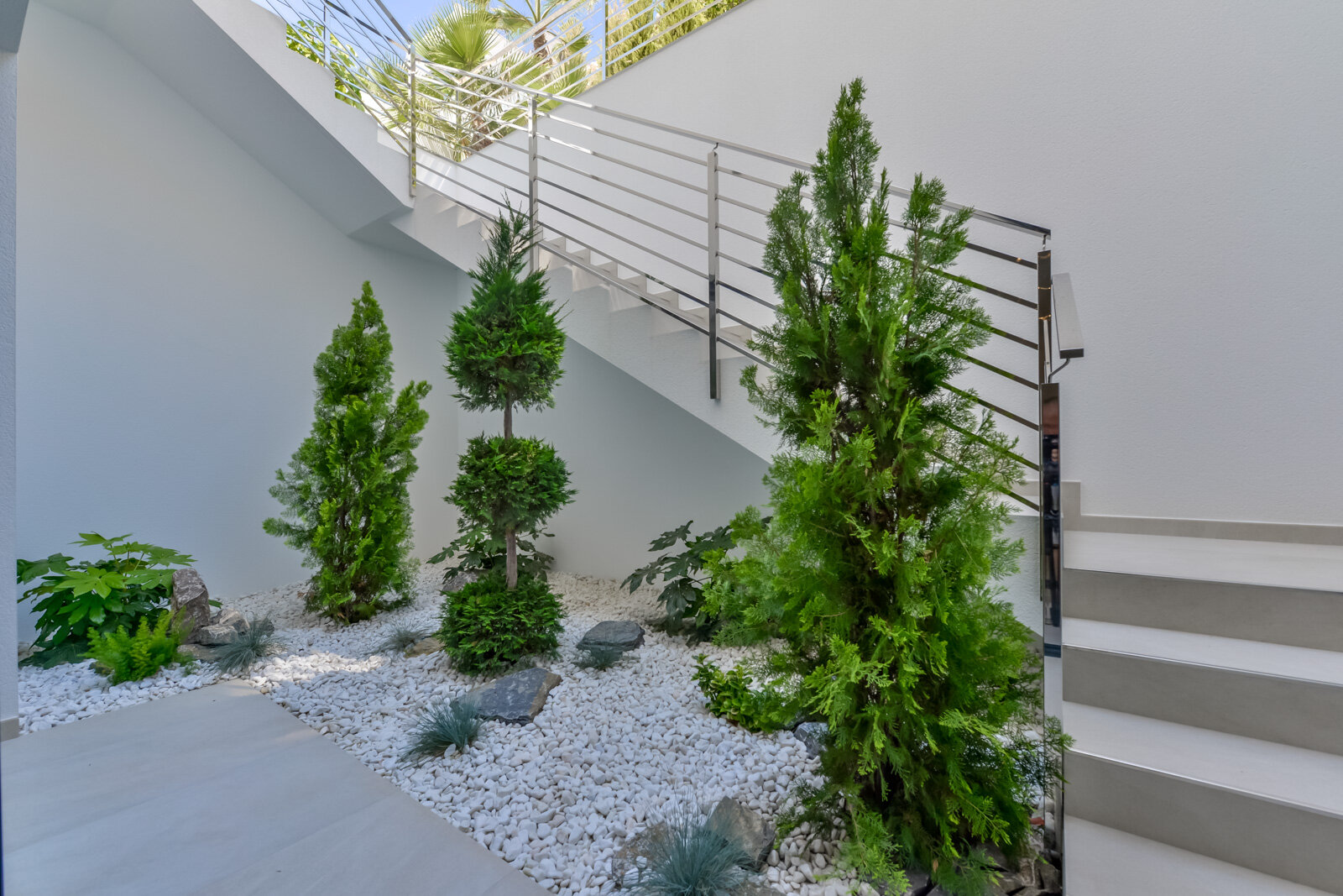 8-Bedroom Villa in Finestrat - Image 17