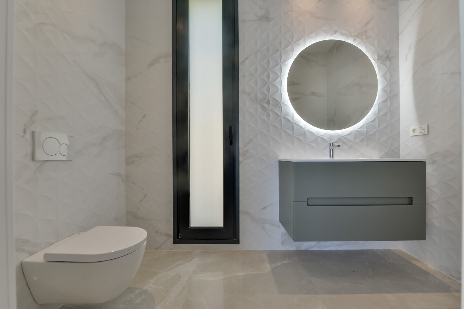 8-Bedroom Villa in Finestrat - Image 23