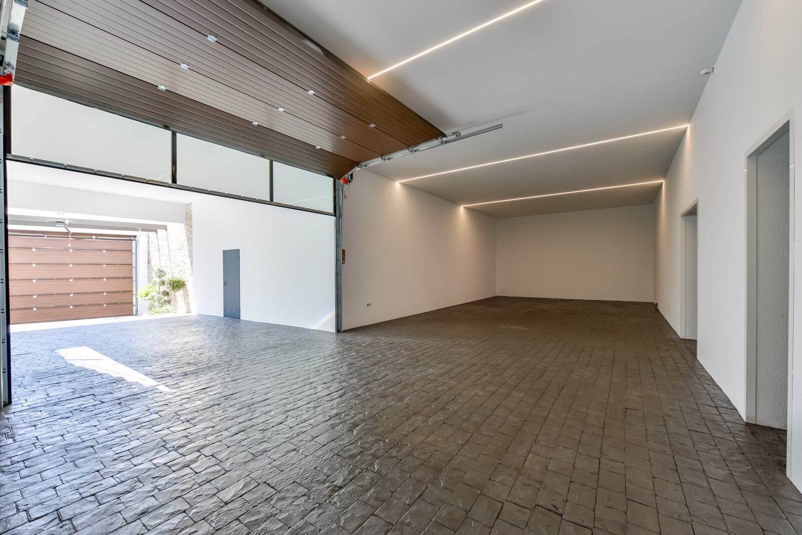 8-Bedroom Villa in Finestrat - Image 3
