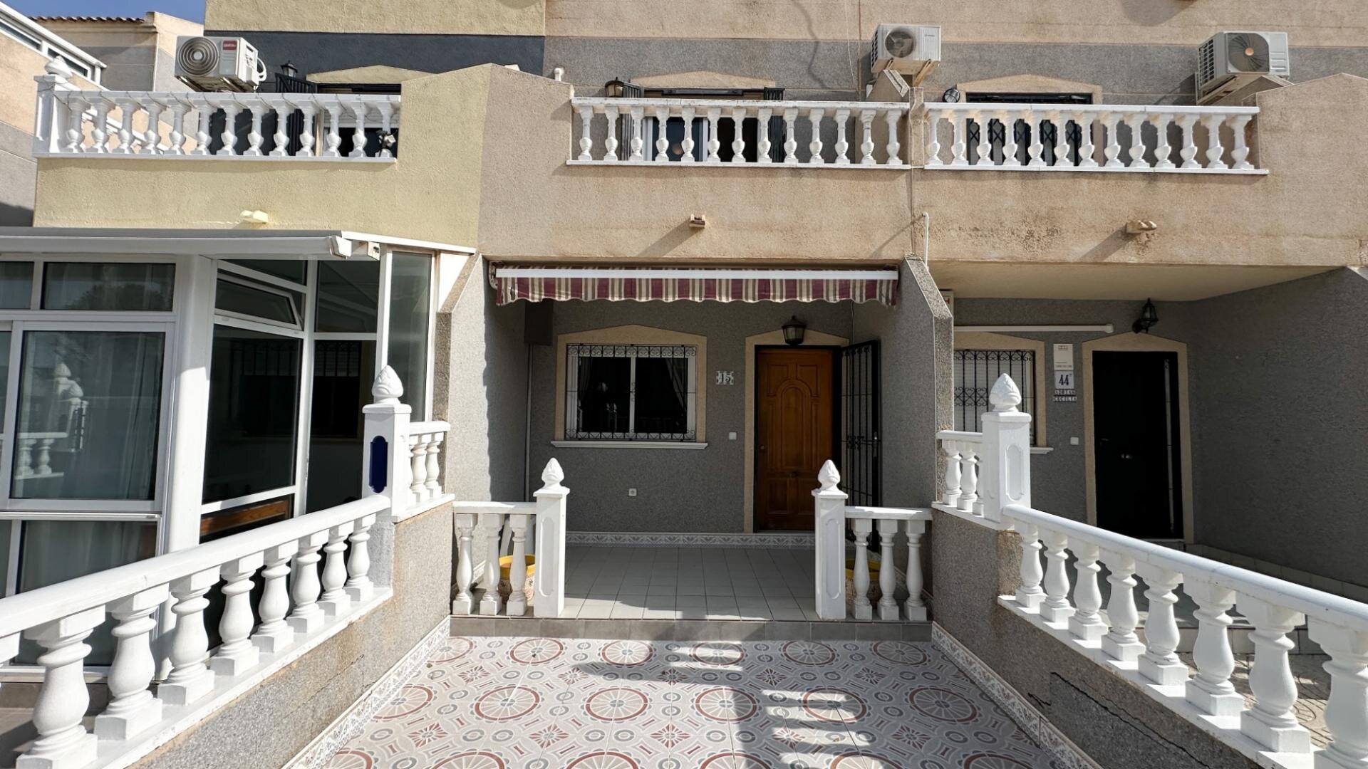 2-Bedroom House in Playa Flamenca, Orihuela Costa - Image 37