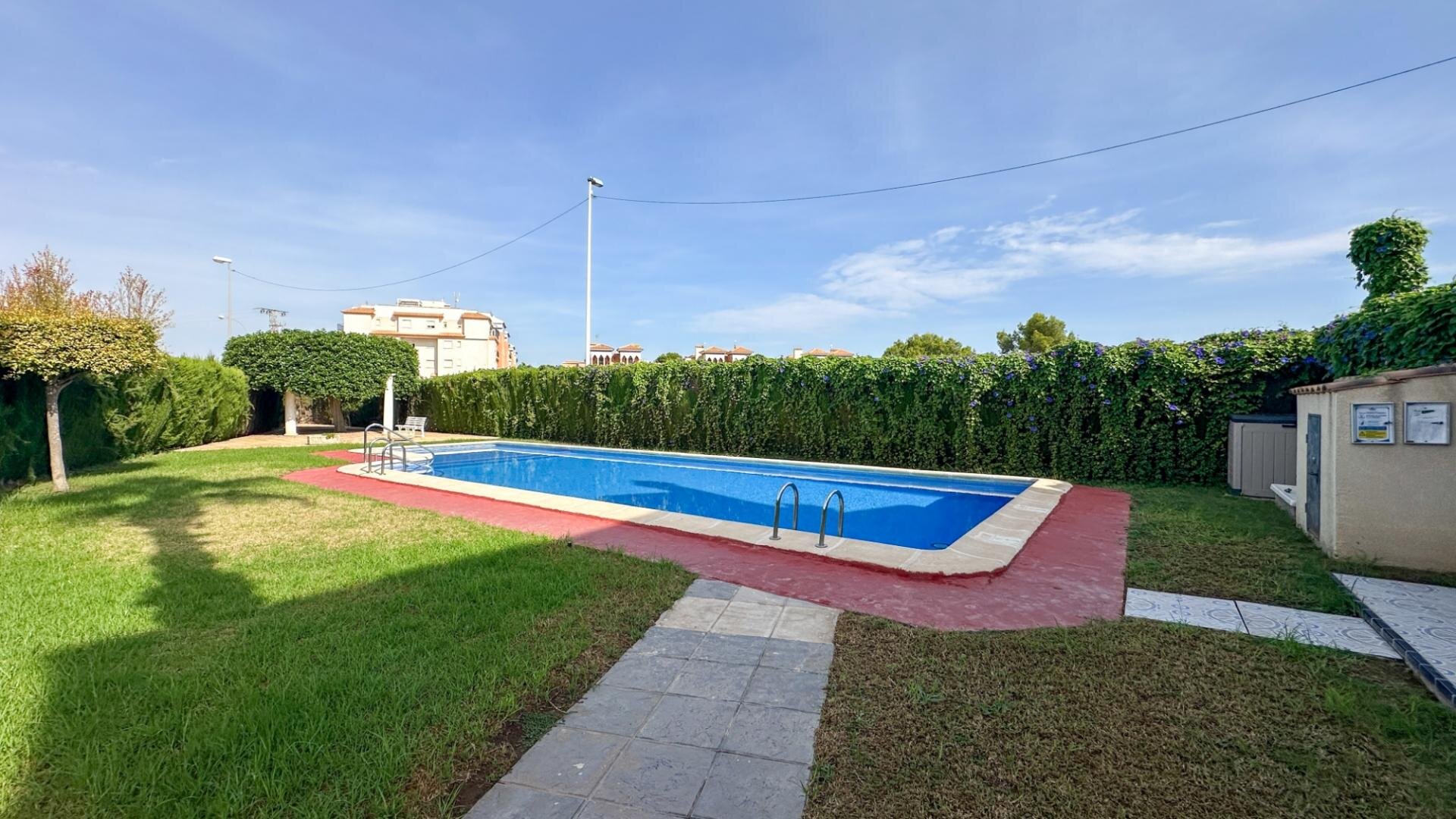 2-Bedroom House in Playa Flamenca, Orihuela Costa - Image 45