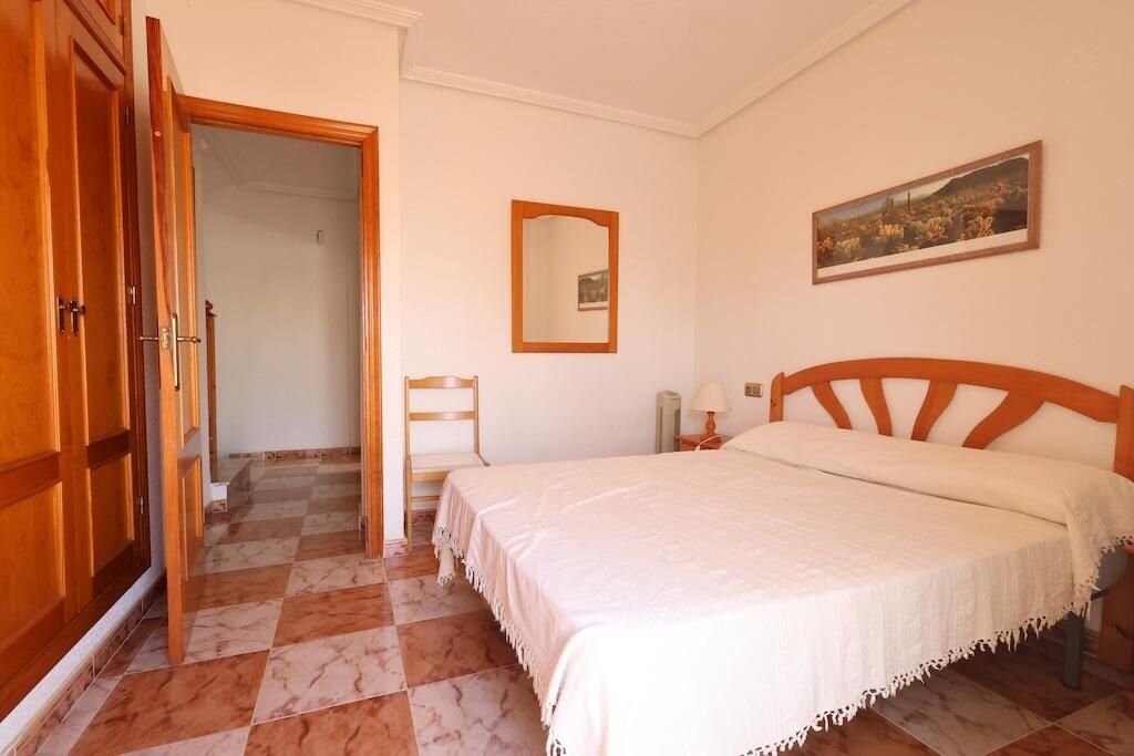 2-Bedroom House in Playa Flamenca, Orihuela Costa - Image 11