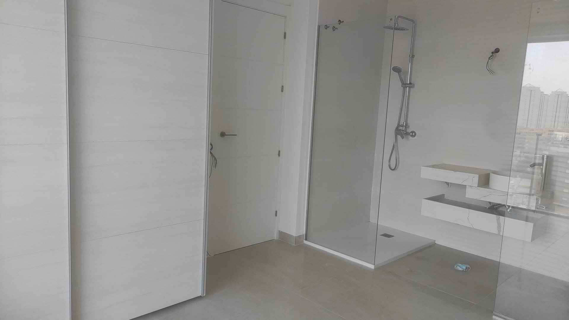 2-Bedroom Apartment in La Cala - Image 9