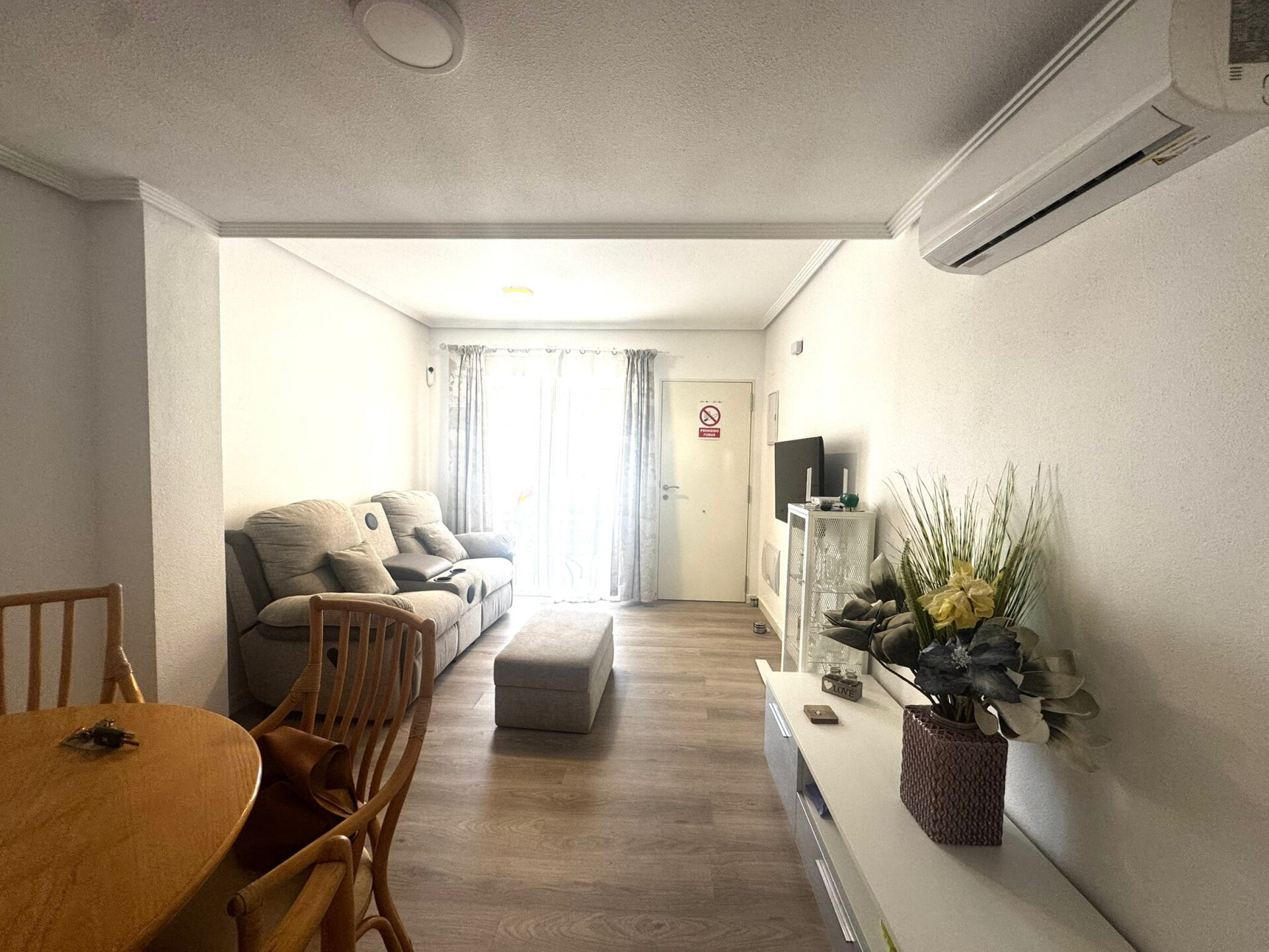 3-Bedroom Villa in Los Alcázares - Image 5