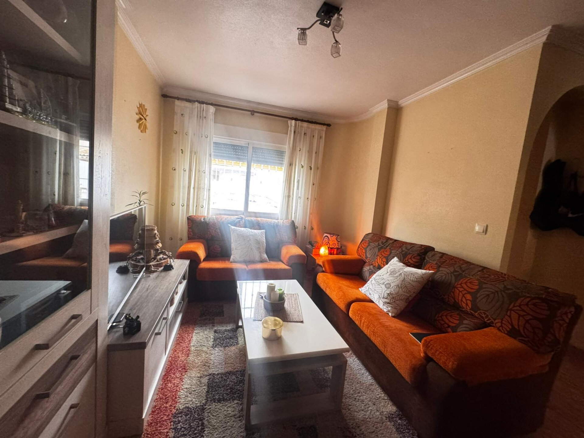 4-Bedroom Villa in Los Alcázares - Image 5