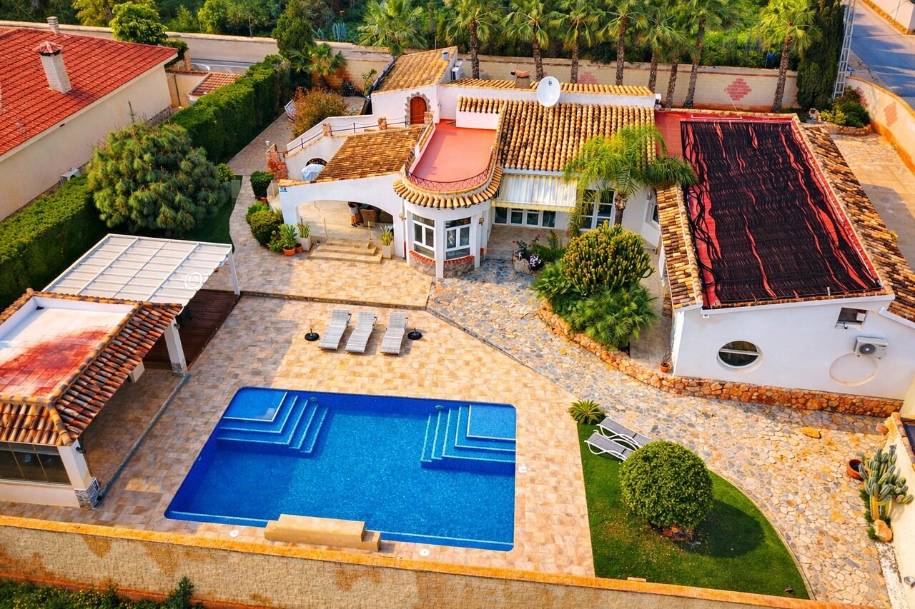 6-Bedroom Villa in Cabo Roig, Cabo Roig - Image 1