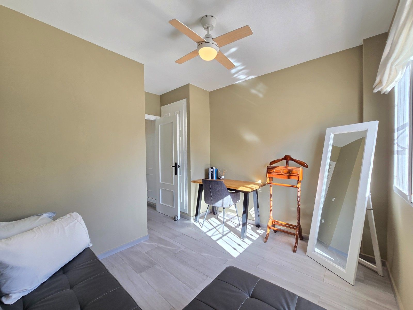 2-Bedroom Apartment in Los Altos, Orihuela Costa - Image 33