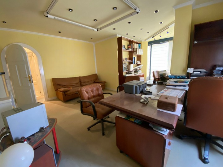 5-Bedroom Apartment in Torrevieja - Image 4