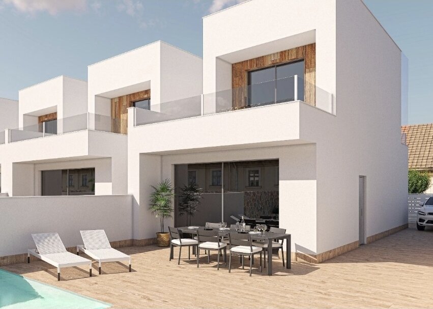 3-Bedroom Townhouse in San Pedro del Pinatar - Image 10