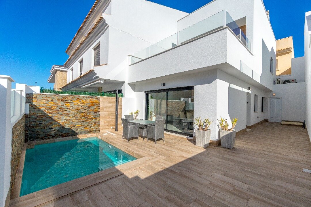 3-Bedroom Townhouse in San Pedro del Pinatar - Image 22