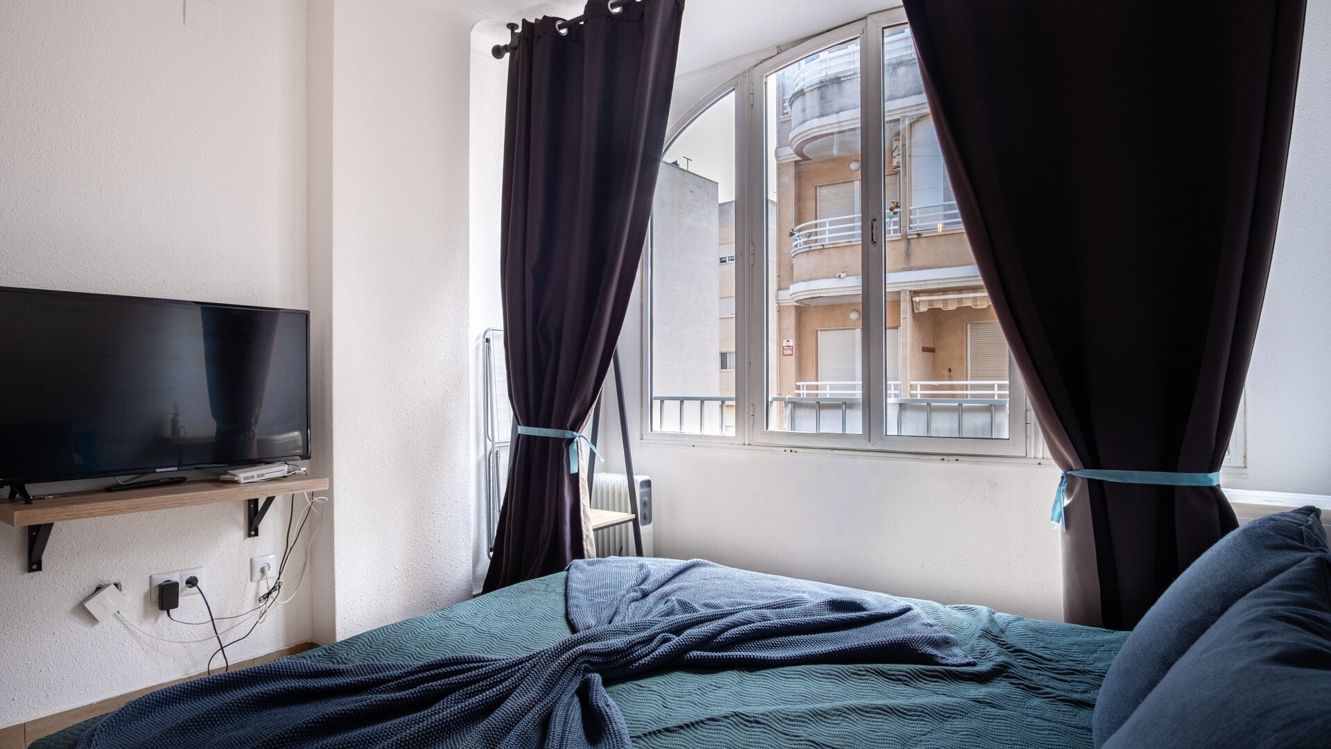 1-Bedroom Apartment in Estacion de Autobuses, Torrevieja - Image 5