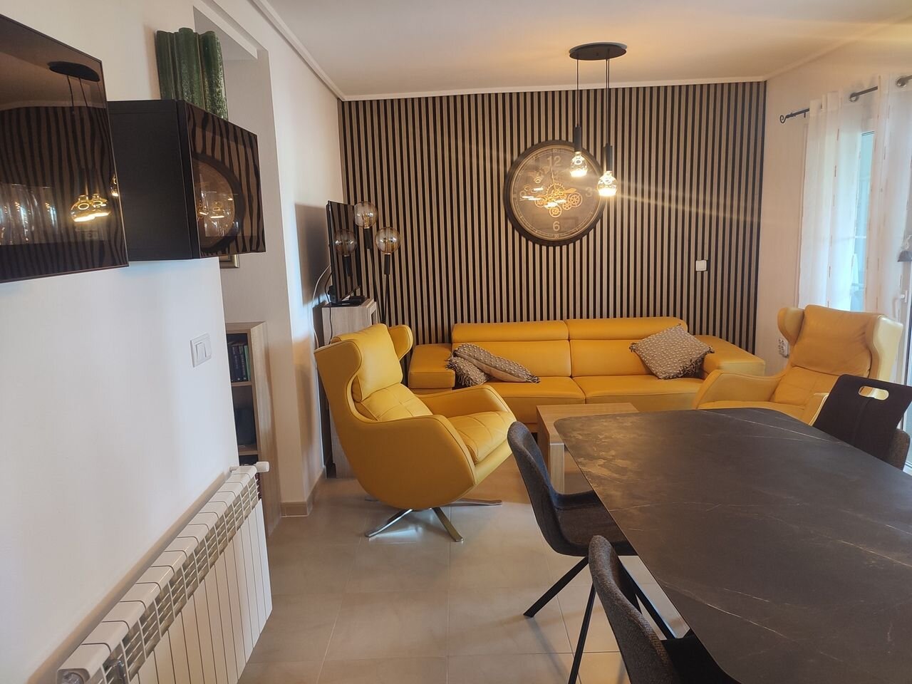 2-Bedroom Apartment in Sucina, Sucina - Image 1