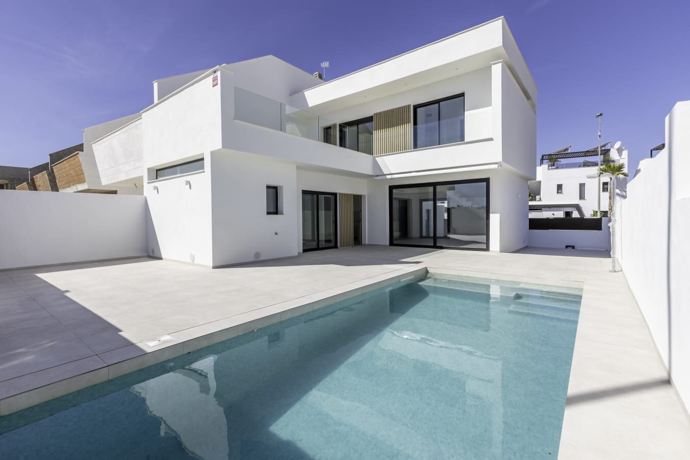 3-Bedroom Detached House in San Javier - Image 20