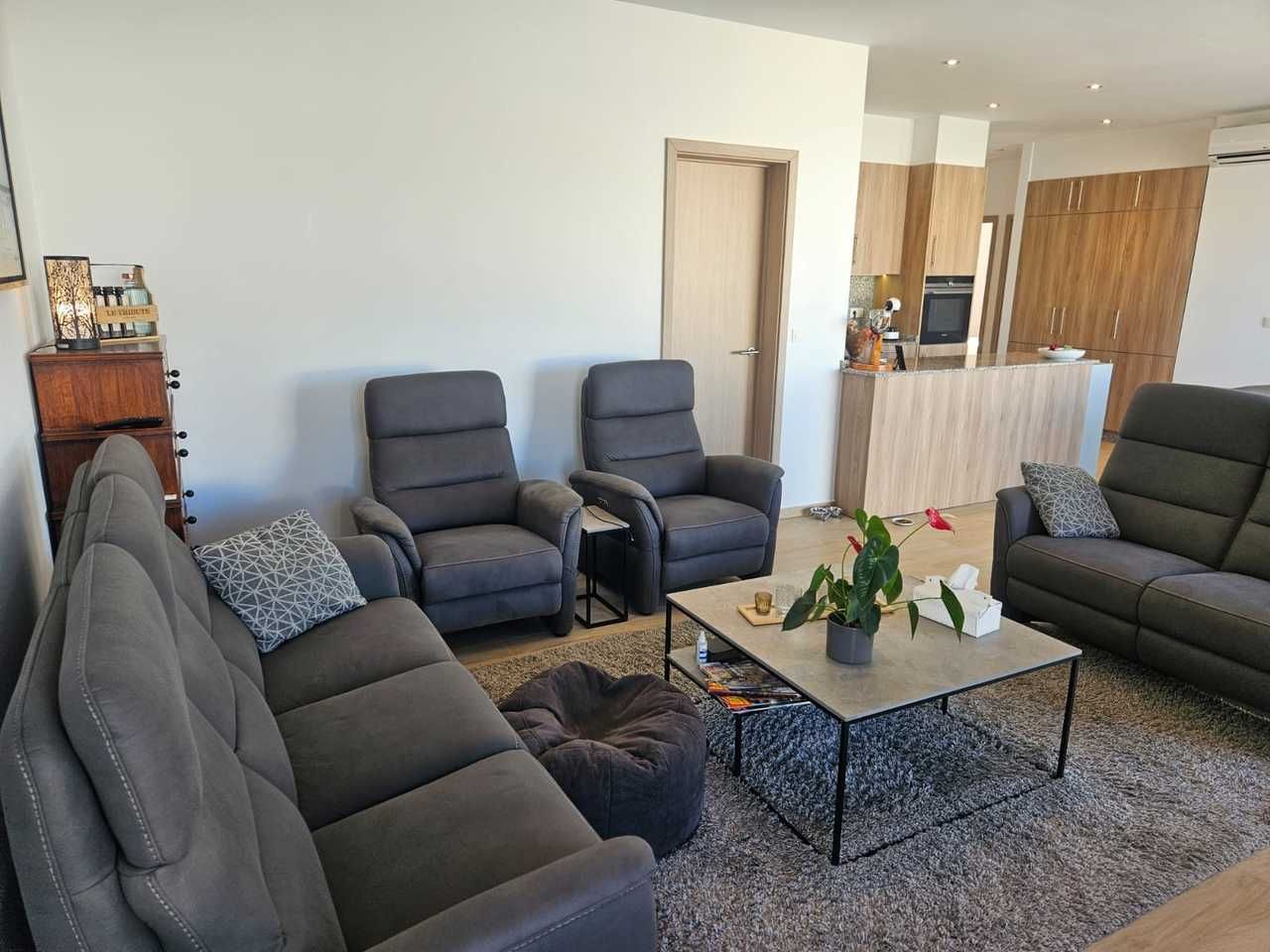 4-Bedroom Villa in La Siesta - El Salado - Torreta, Torrevieja - Image 19