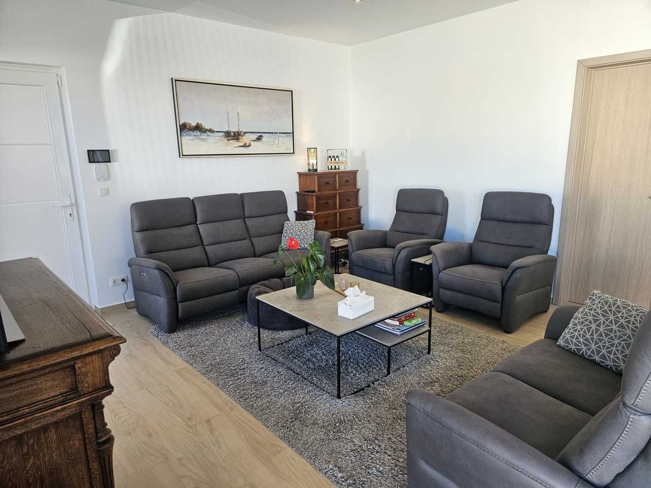 4-Bedroom Villa in La Siesta - El Salado - Torreta, Torrevieja - Image 21