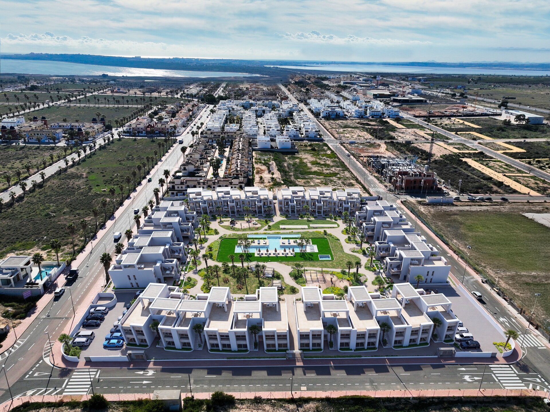 2-Bedroom Bungalow in Ciudad Quesada - Image 12