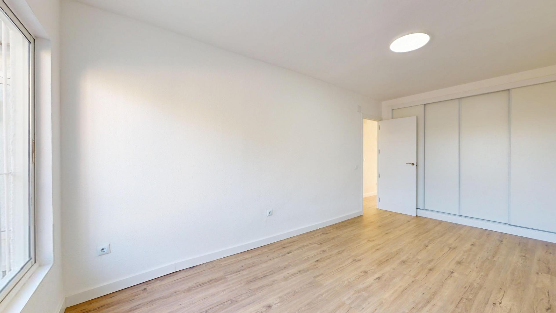 2-Bedroom Bungalow in Villamartín-las Filipinas, Orihuela Costa - Image 15