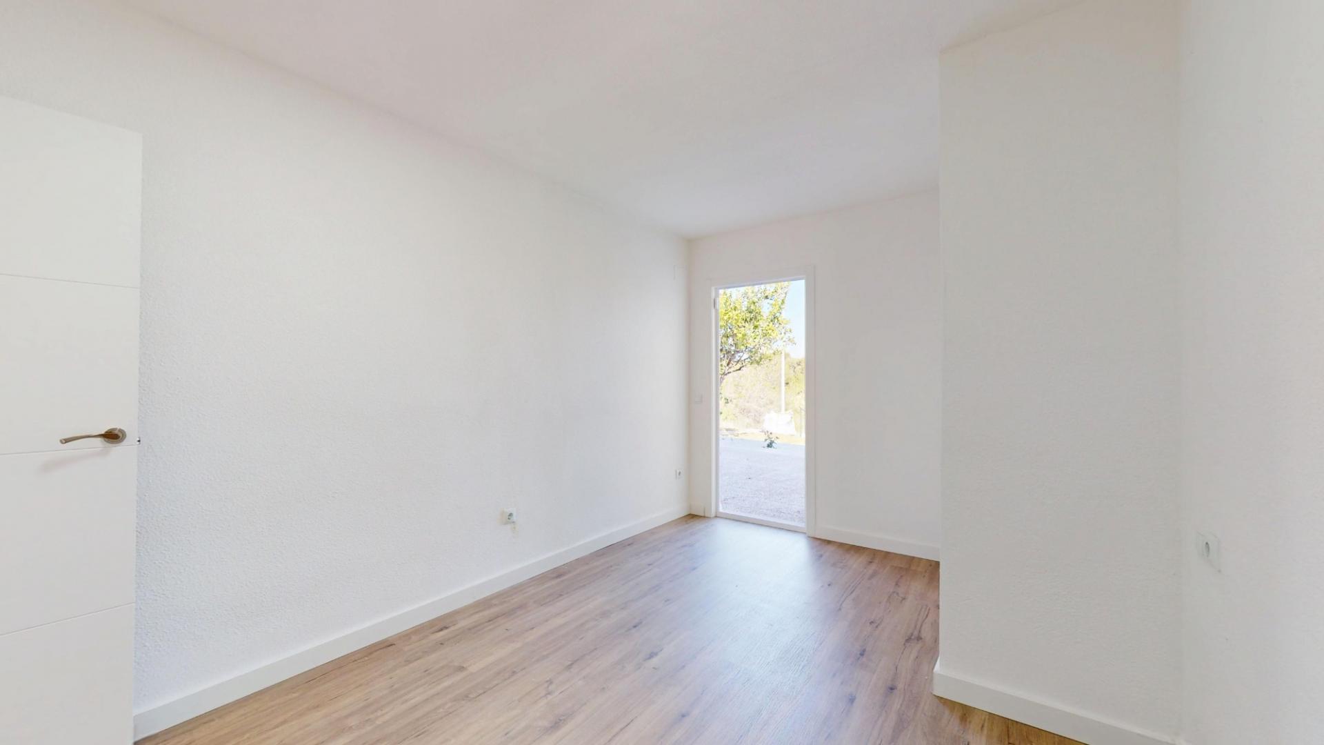 2-Bedroom Bungalow in Villamartín-las Filipinas, Orihuela Costa - Image 19