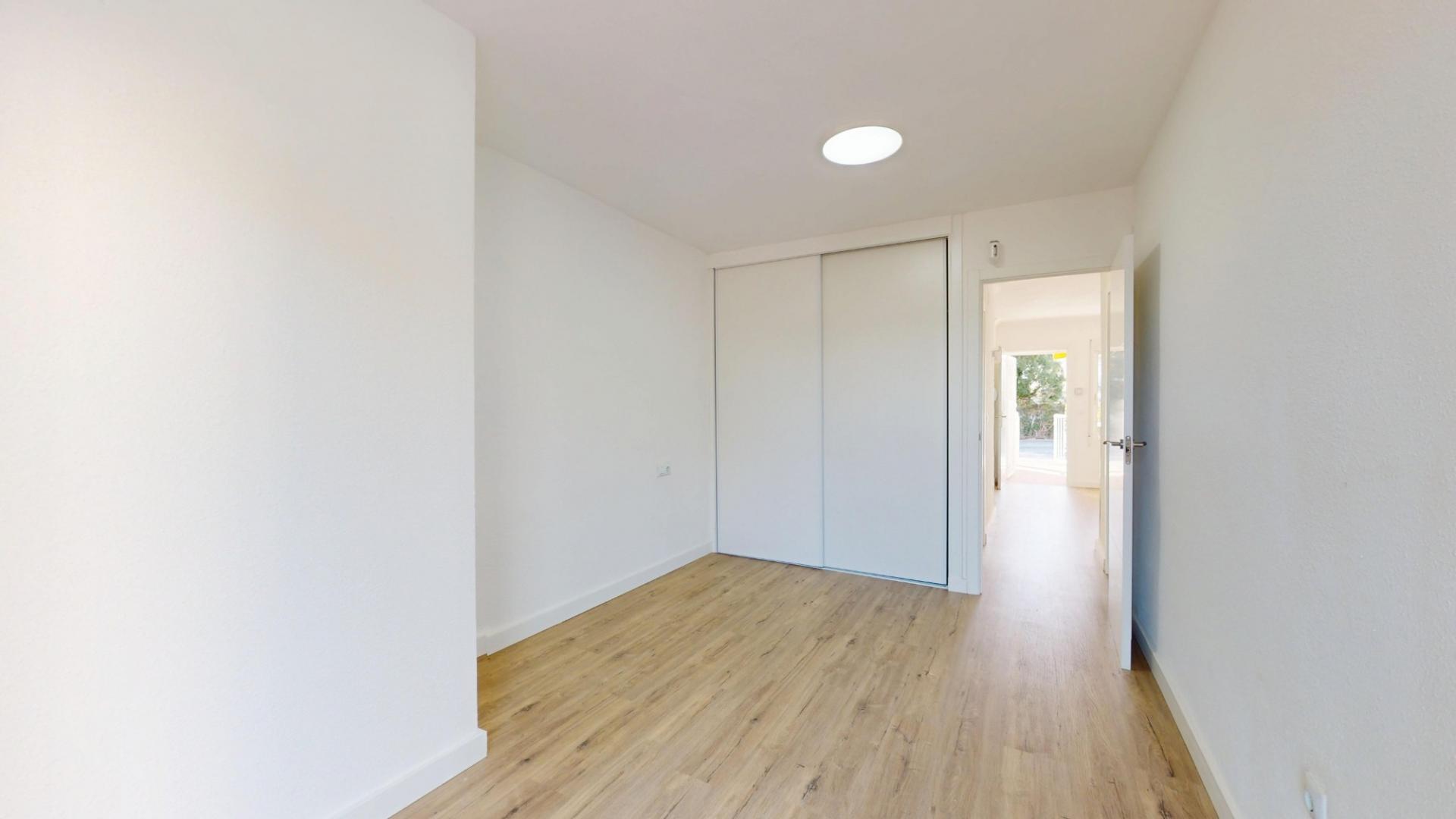 2-Bedroom Bungalow in Villamartín-las Filipinas, Orihuela Costa - Image 23