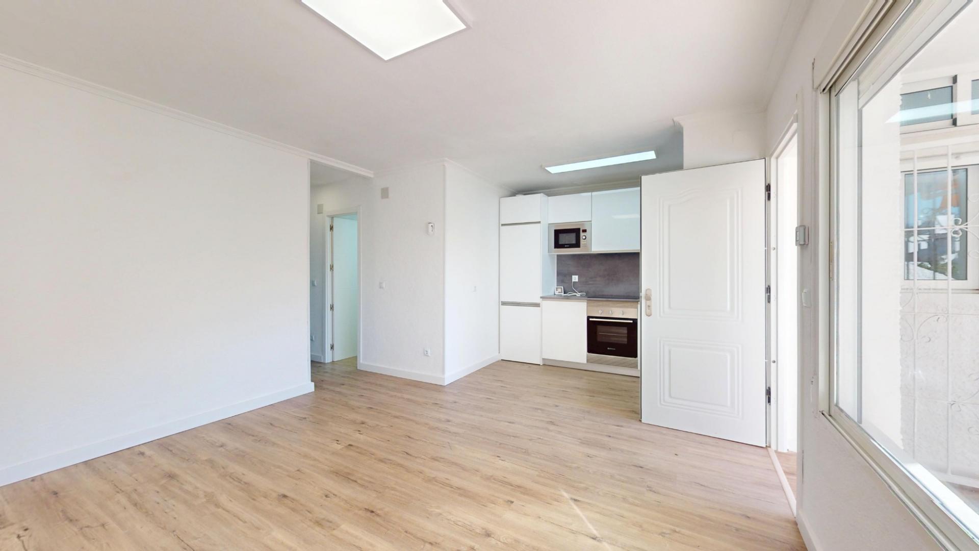 2-Bedroom Bungalow in Villamartín-las Filipinas, Orihuela Costa - Image 4