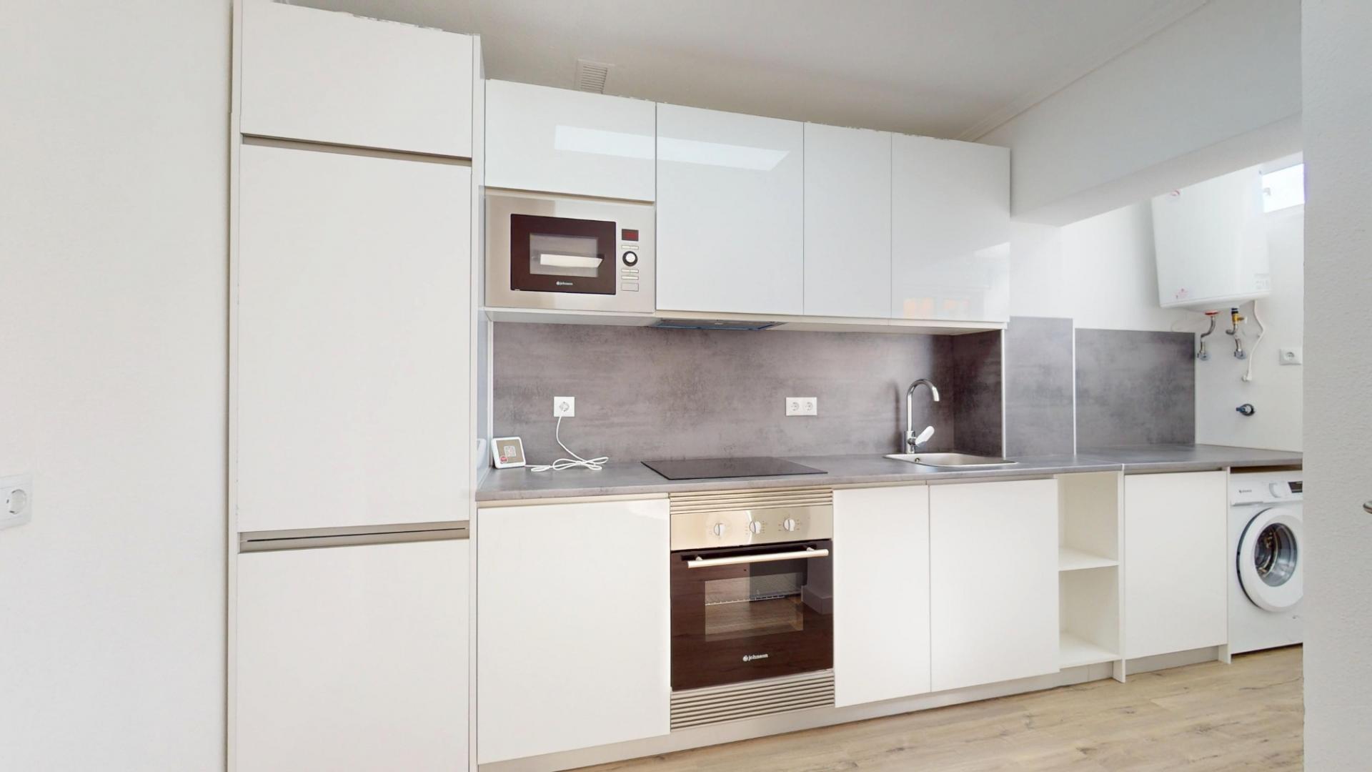 2-Bedroom Bungalow in Villamartín-las Filipinas, Orihuela Costa - Image 8