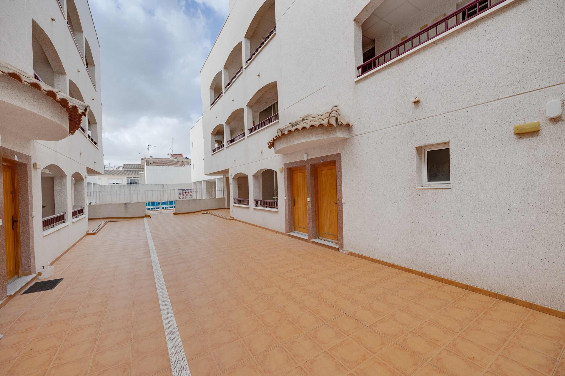 1-Bedroom Apartment in San Fulgencio - Image 13