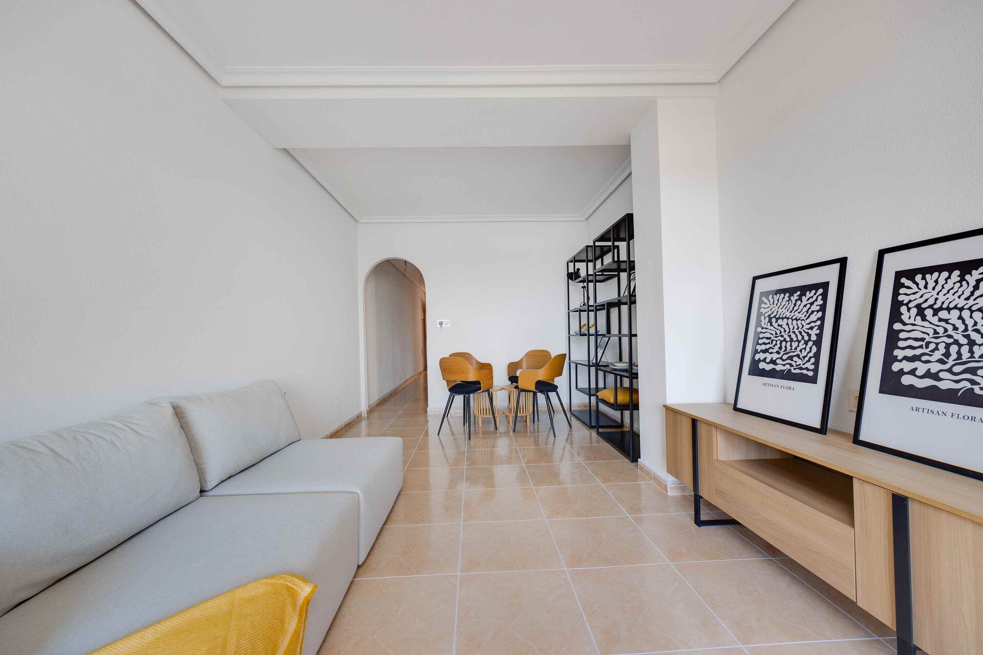 1-Bedroom Apartment in San Fulgencio - Image 5