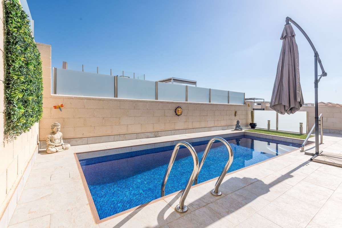 3-Bedroom Villa in Lomas de Cabo Roig, Orihuela Costa - Image 7