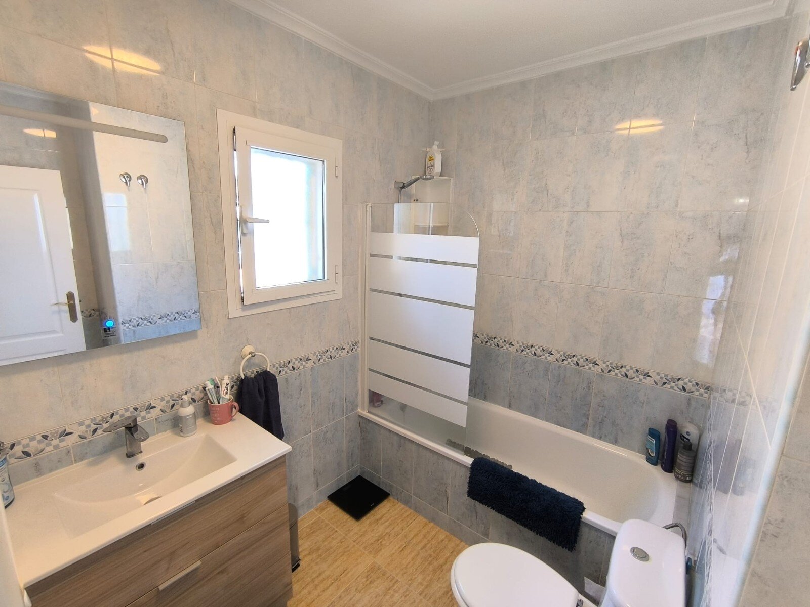 3-Bedroom Villa in Urbanizaciones, Guardamar del Segura - Image 11