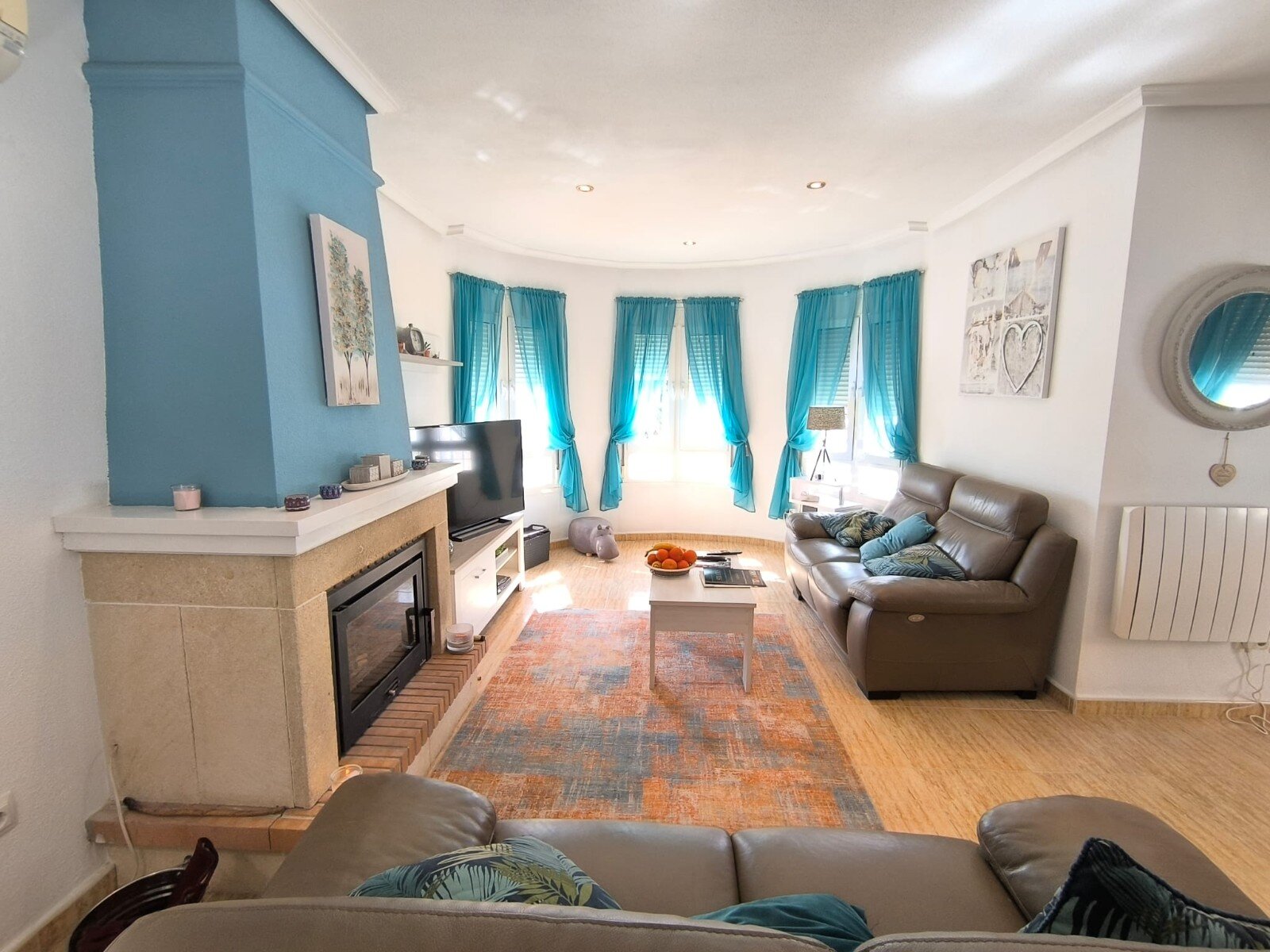 3-Bedroom Villa in Urbanizaciones, Guardamar del Segura - Image 13