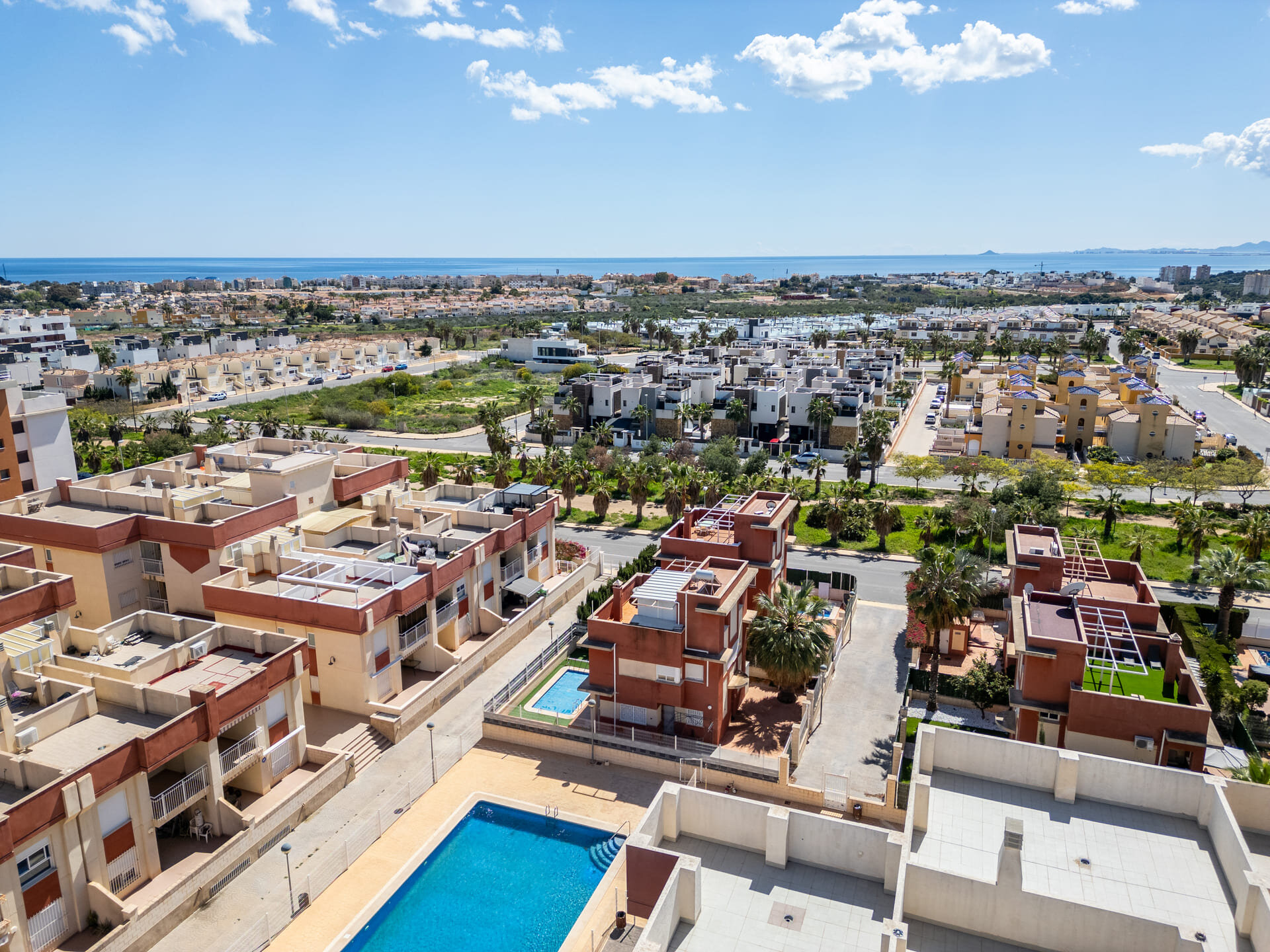 2-Bedroom Apartment in Orihuela Costa - Image 14