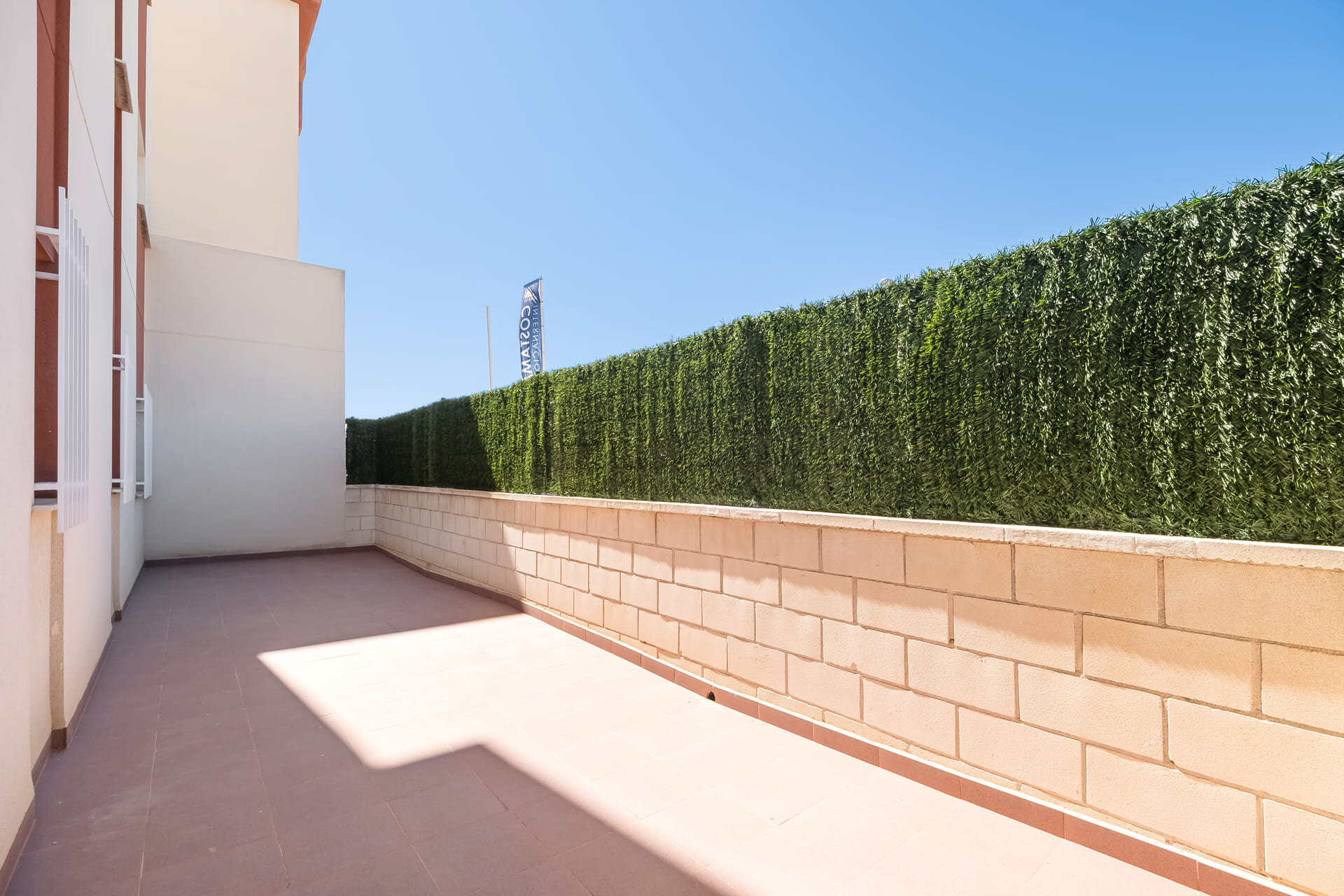 2-Bedroom Apartment in Orihuela Costa - Image 6
