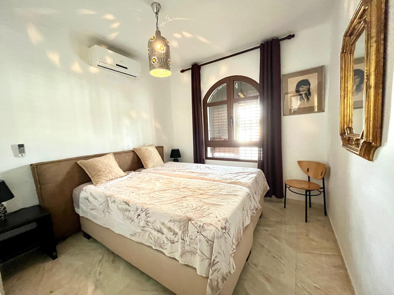 Villa met 4 Slaapkamers in Villamartin, Orihuela Costa - Image 40