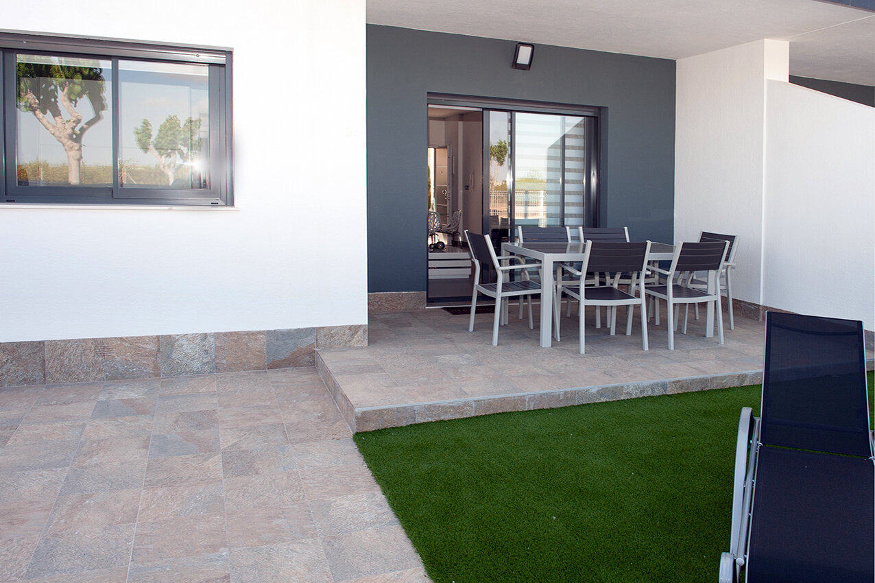 2-Bedroom Apartment in Pilar de la Horadada - Image 15