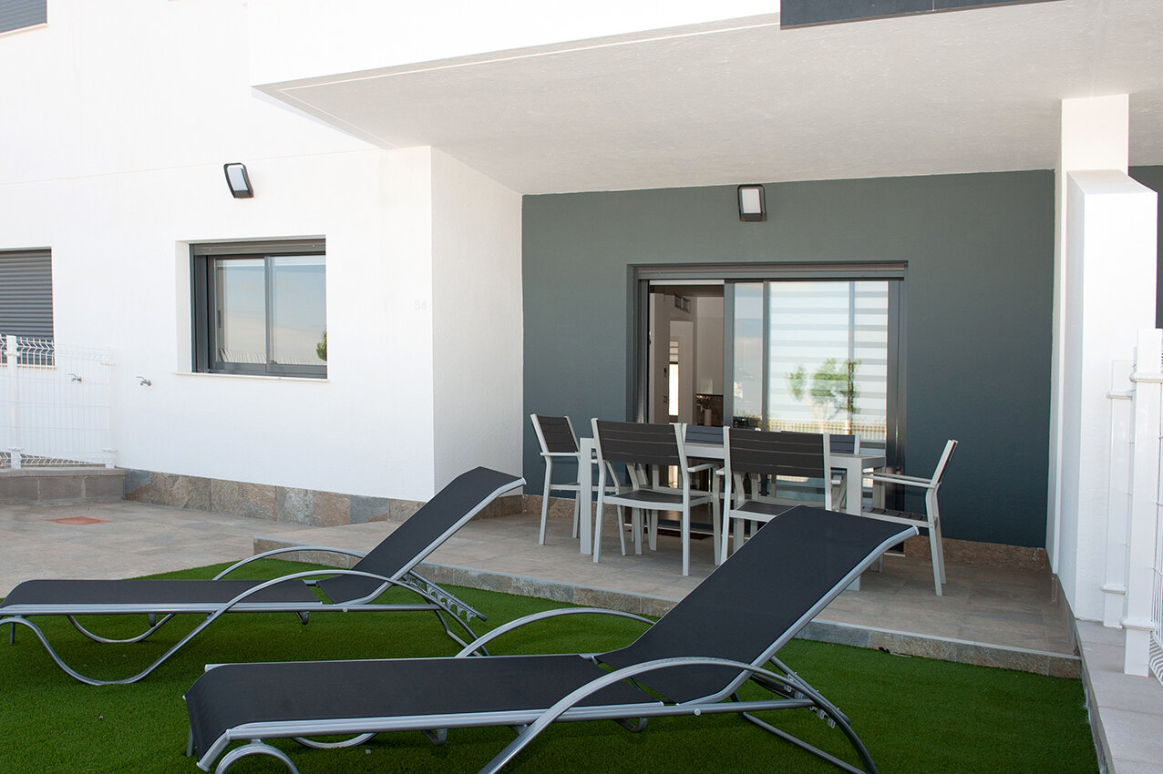 2-Bedroom Apartment in Pilar de la Horadada - Image 16