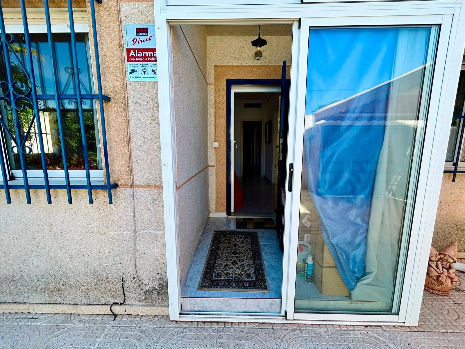 4-Bedroom Villa in San Luis, Torrevieja - Image 35