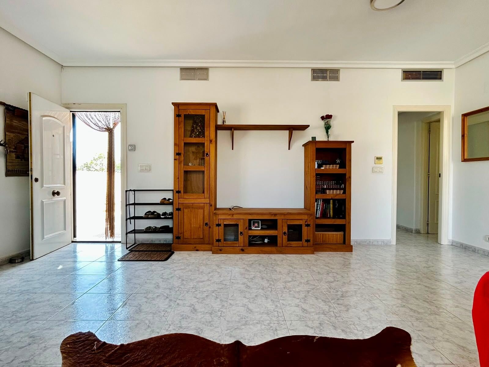 4-Bedroom Villa in San Luis, Torrevieja - Image 40