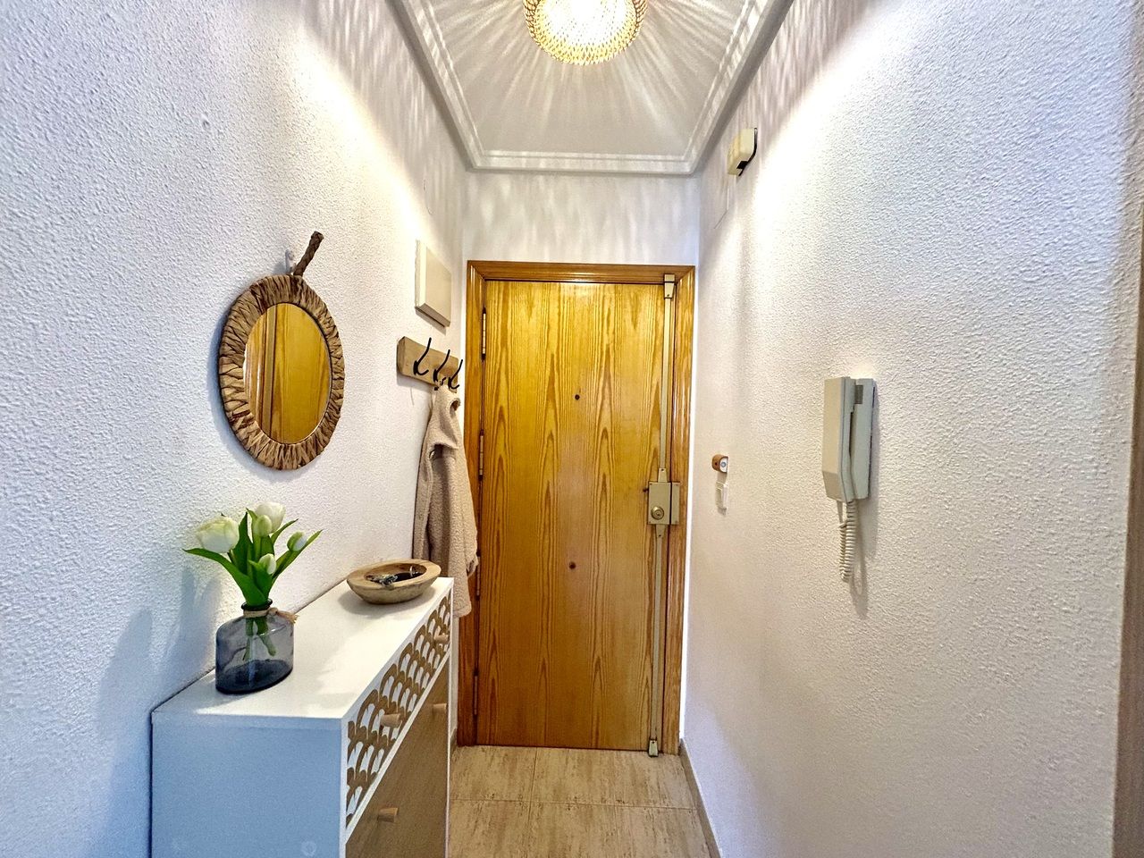 2-Bedroom Apartment in Centro, Torrevieja - Image 18