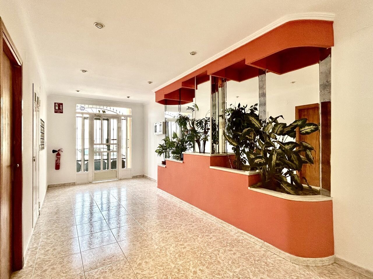 2-Bedroom Apartment in Centro, Torrevieja - Image 26